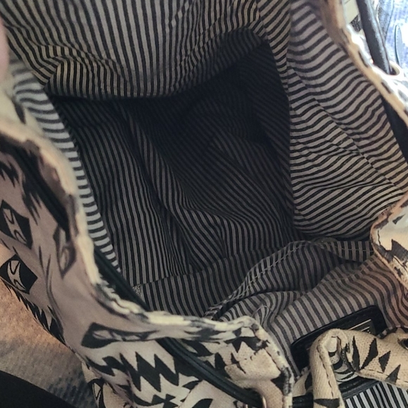 Spring backpack - Picture 2 of 3